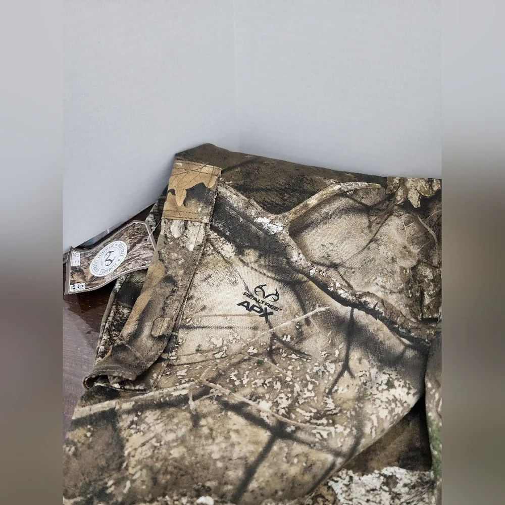 NWT Realtree Brand 6 Pocket Cargo Hunting Pants In Size XXL (44-46)